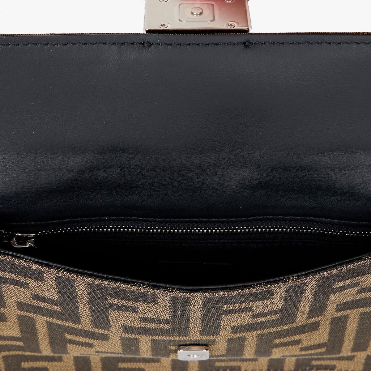 Borsa Fendi Baguette Mini Pouch