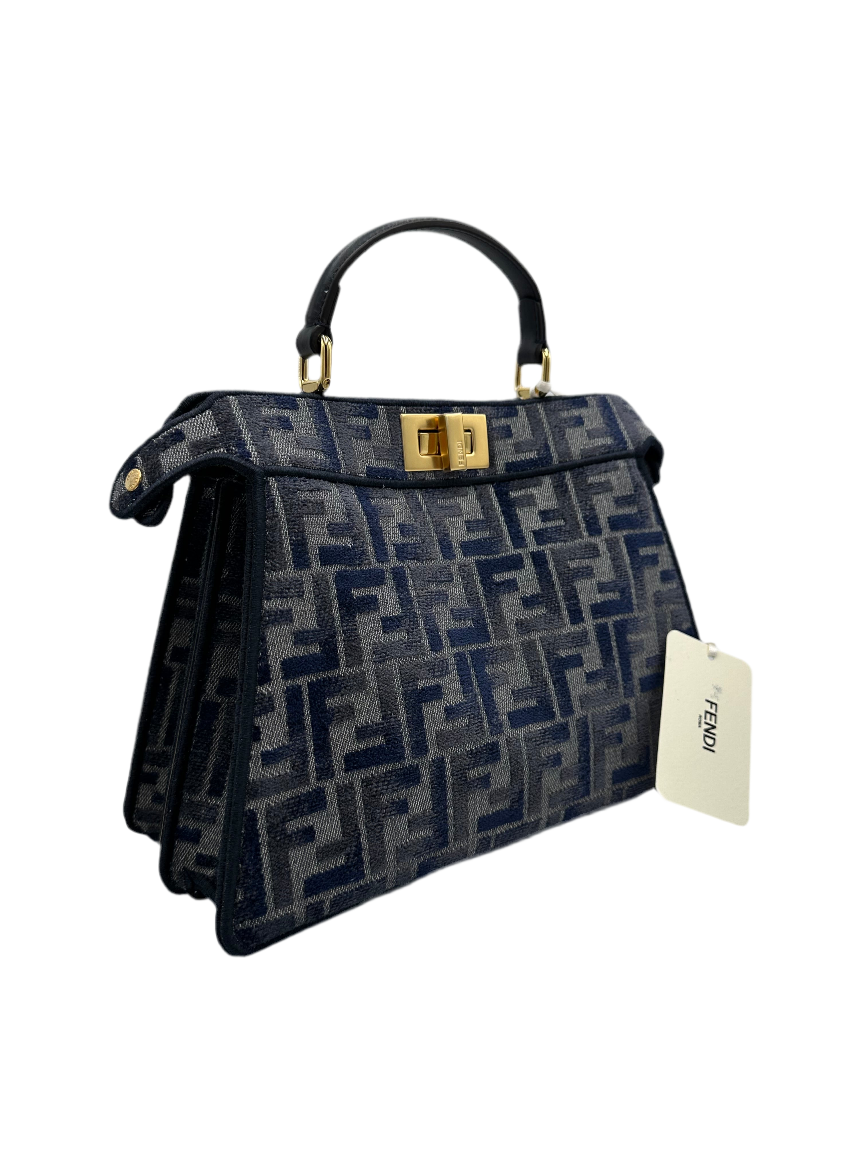 Borsa Fendi Peekaboo