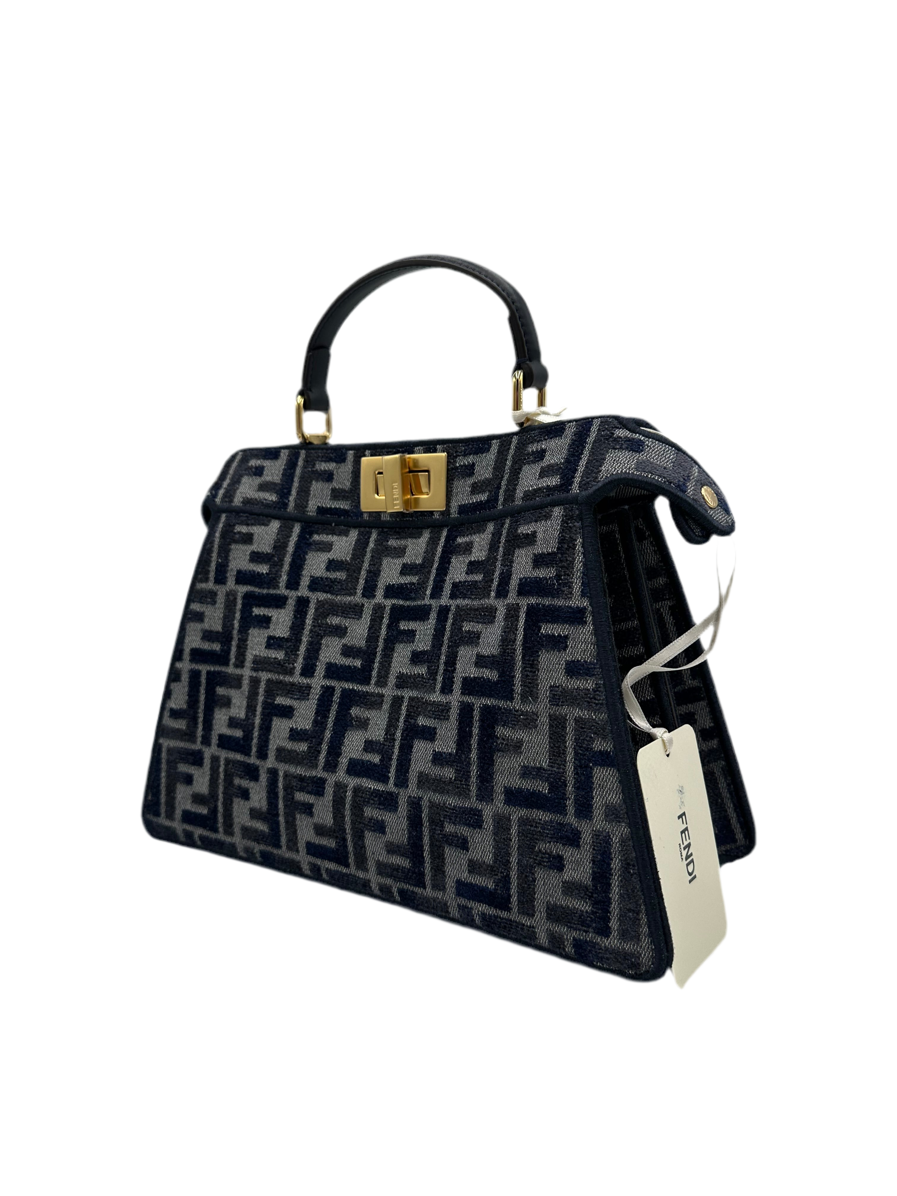 Borsa Fendi Peekaboo