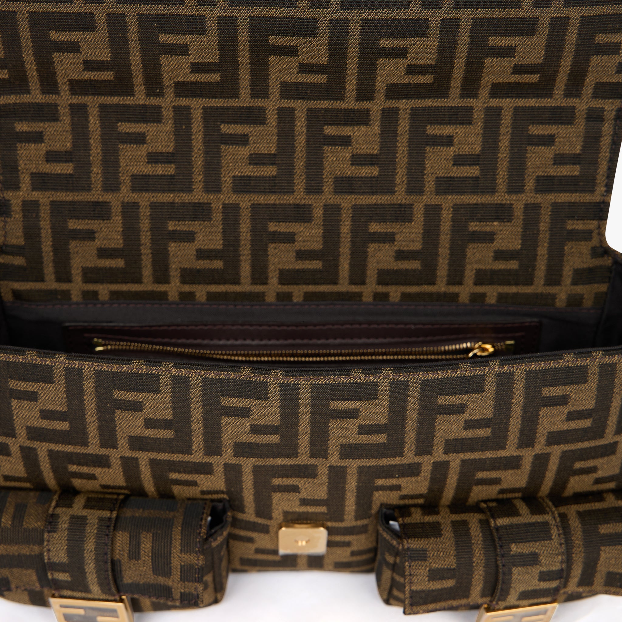 Borsa Fendi Baguette Maxi Multipocket