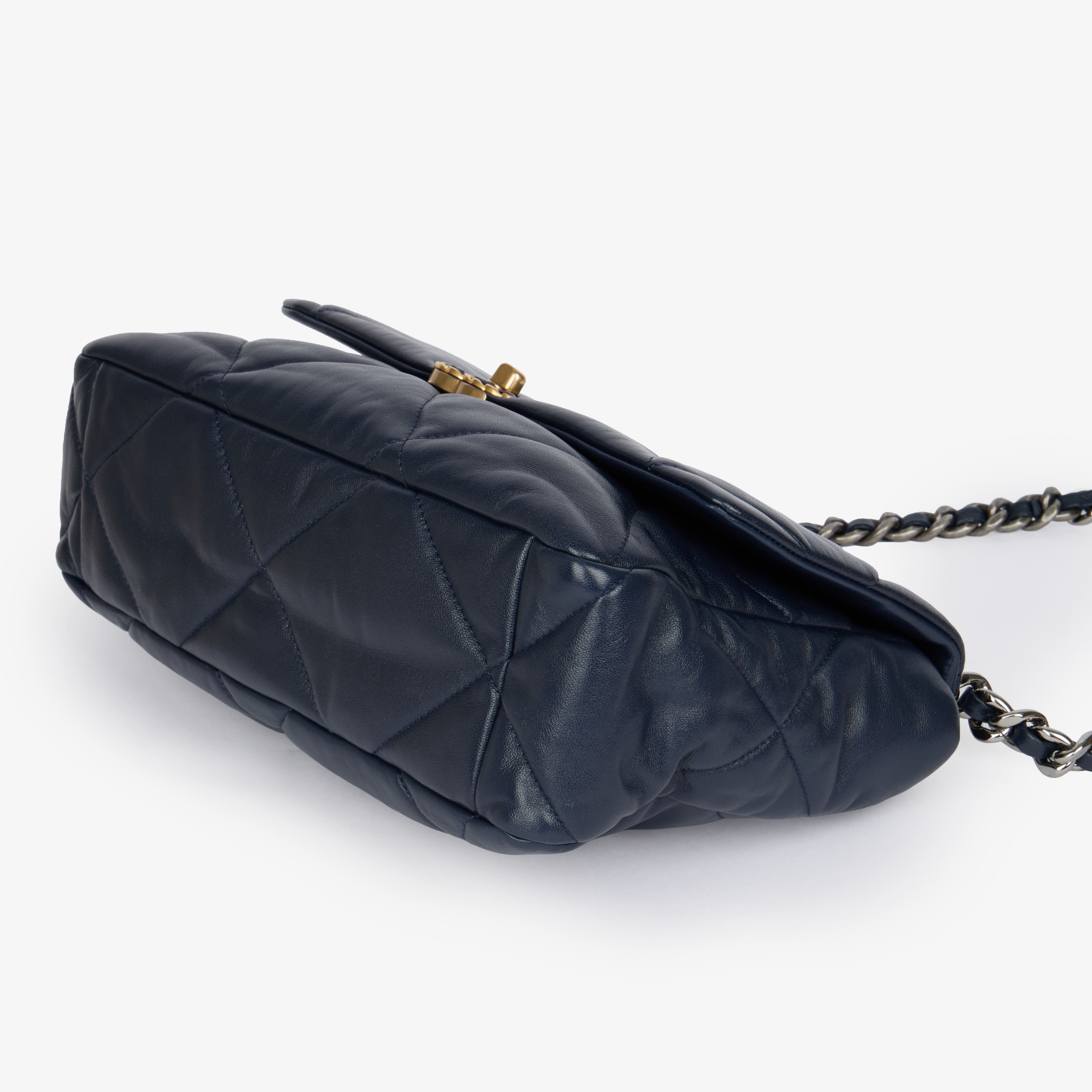 Borsa Chanel 19