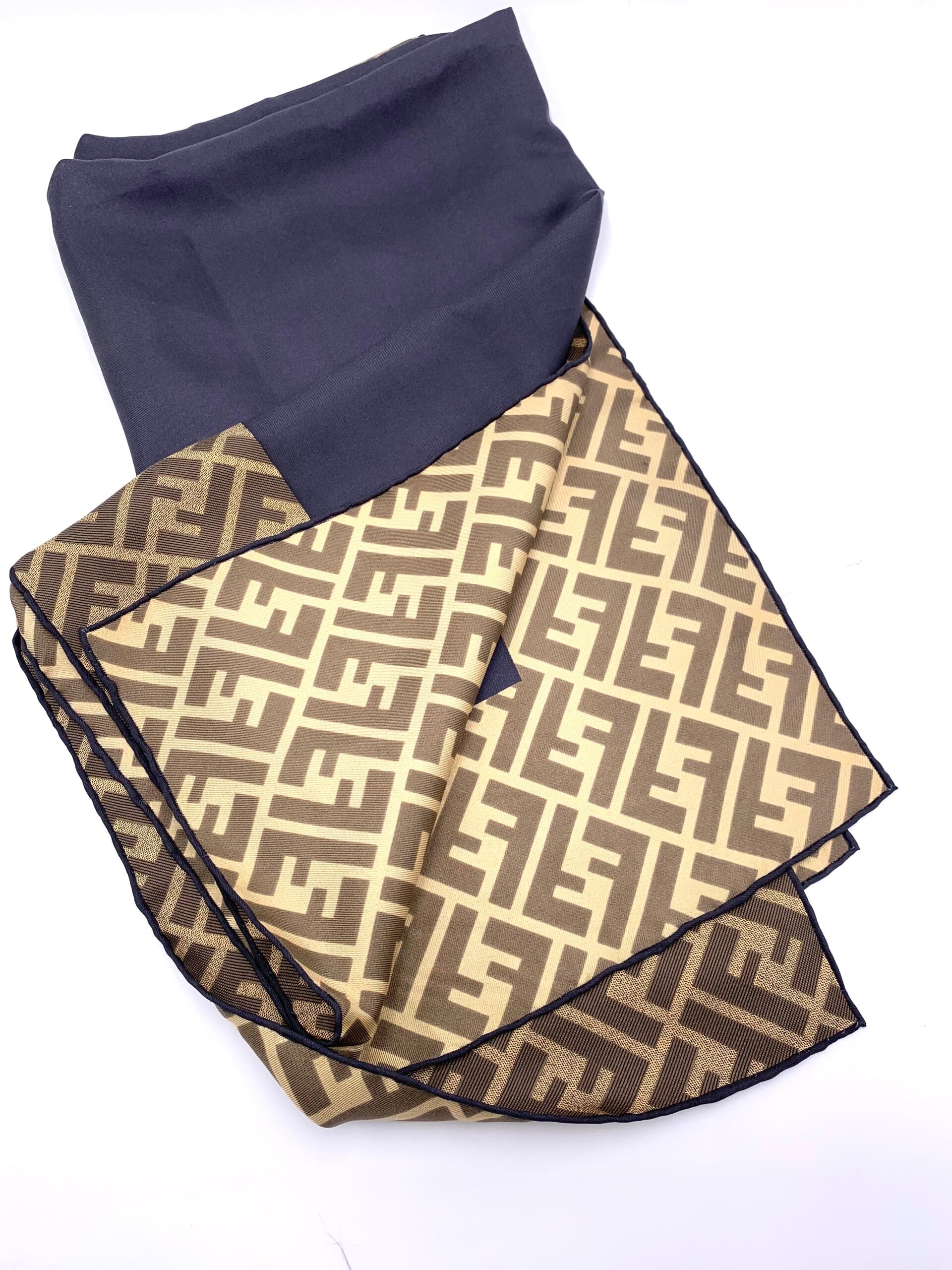 Fendi Baguette Foulard Fendi Saldi Fendi Outlet Sciarpa Seta Fendi