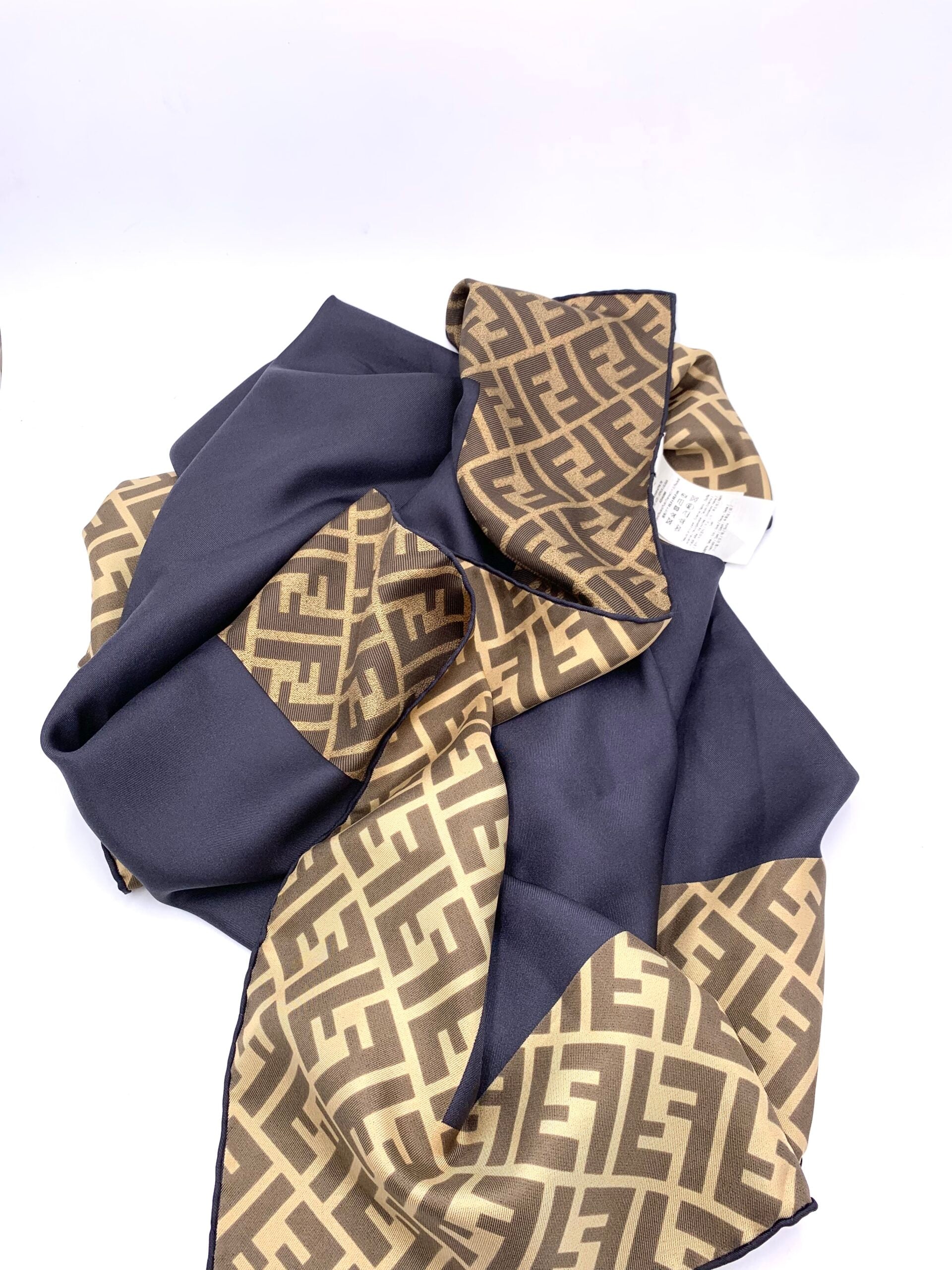 Foulard Fendi